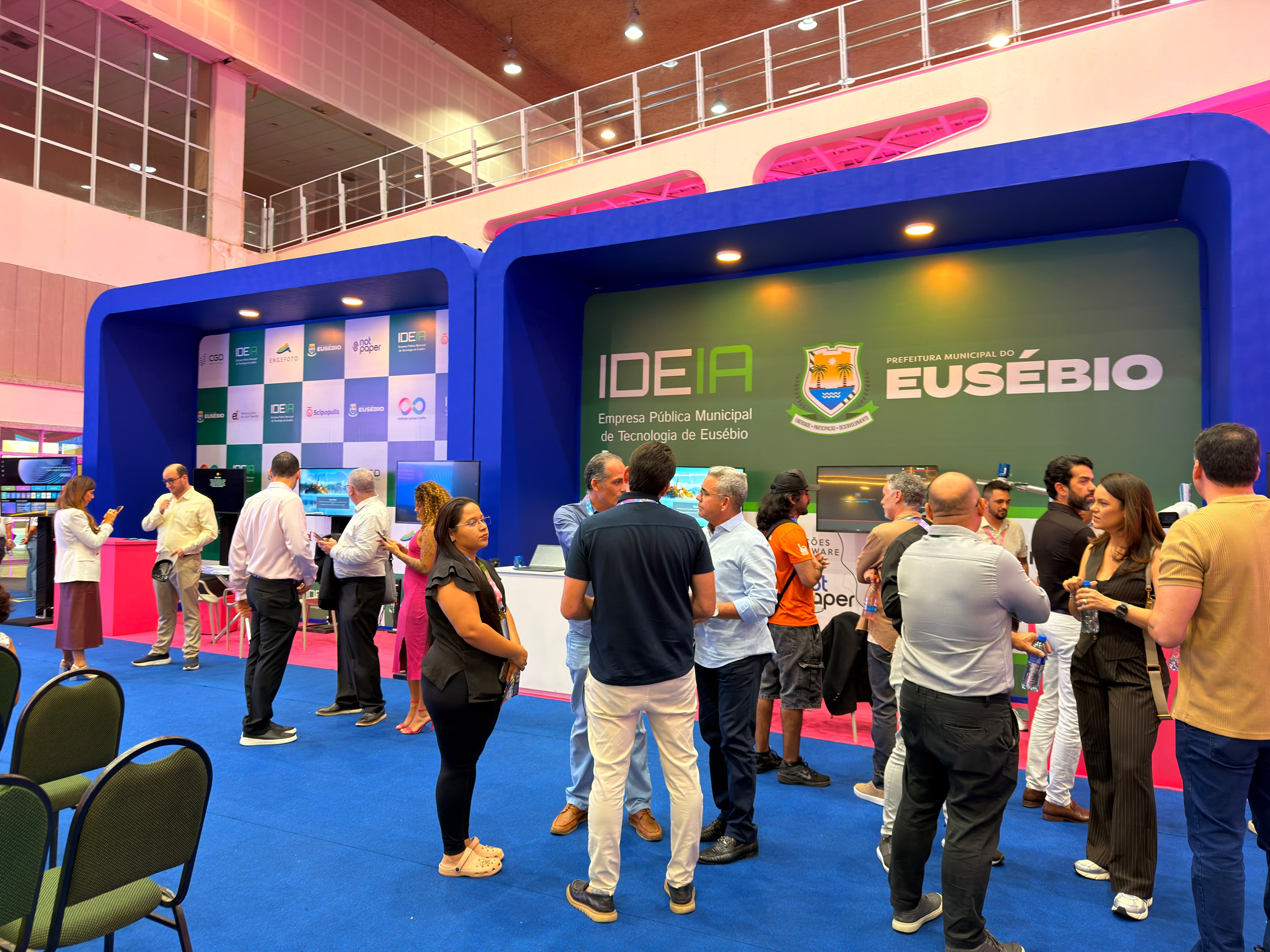 Eusébio participa do Siará Tech Summit 2026 e acompanha novas tecnologias e soluções inovadoras