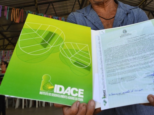 Entrega de imóvel e aquisição de terras foram os destaques do Idace em  julho - Instituto do Desenvolvimento Agrário do Ceará