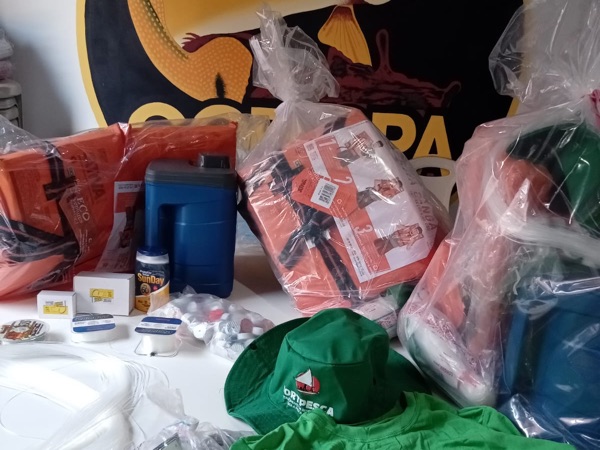 Prefeitura de Pacatuba e Governo do Ceará entregam 85 Kit Pesca