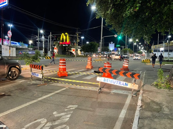 Seinfra interdita via para manutenção